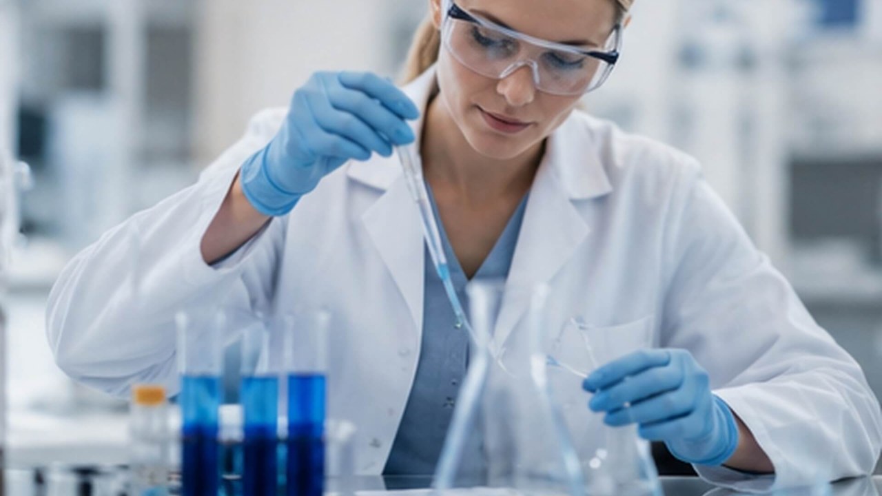 Laboratory Medicine Committee visual showing laboratory testing and sample preparation